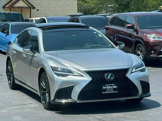 2025 Lexus LS 500 V Рестайлинг, серебристый, 12543935 рублей, вид 2