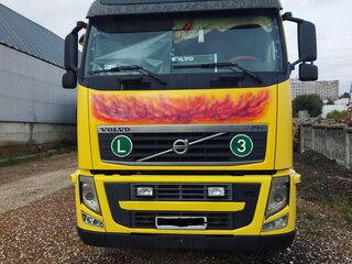 2009 Volvo FH, жёлтый, 3100000 рублей, вид 3