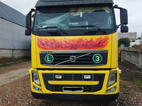 2009 Volvo FH, жёлтый, 3100000 рублей, вид 3