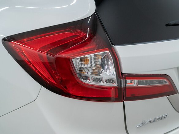 2015 Honda Jade I, белый - вид 24