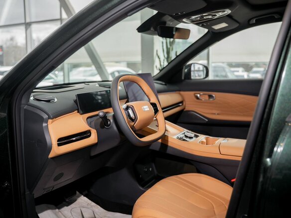 2026 Geely EX5 Гибрид EM-i, зелёный, 3969990 рублей - вид 11