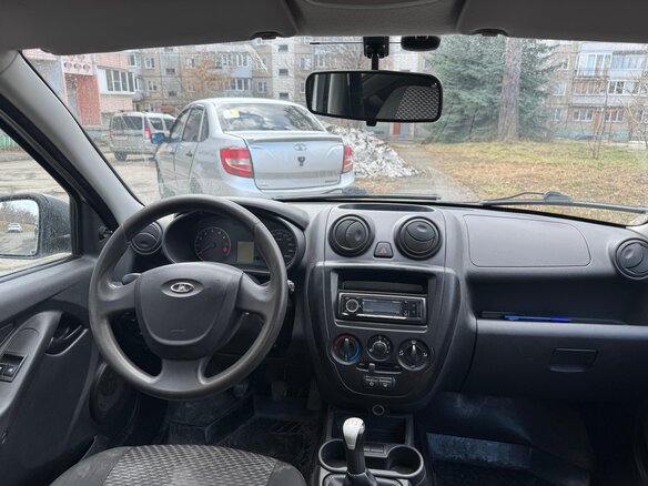 2017 Lada (ВАЗ) Granta I, белый, 420000 рублей - вид 4