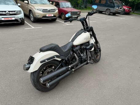 2023 Harley-Davidson Low Rider, белый, 1400000 рублей, вид 3