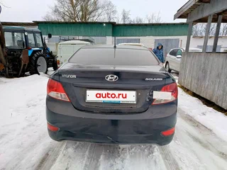 2011 Hyundai Solaris I, чёрный, 300000 рублей, вид 3