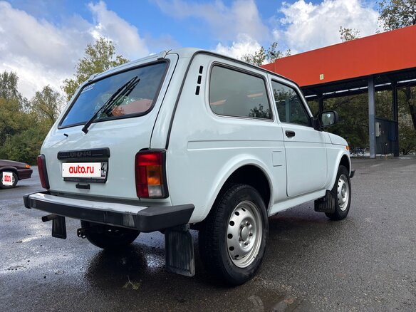 2016 Lada (ВАЗ) 2121 (4x4) I Рестайлинг, белый, 650000 рублей - вид 5
