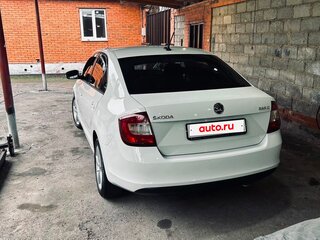 2018 Skoda Rapid I Рестайлинг, белый, 780000 рублей, вид 3