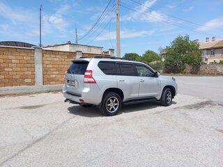 2010 Toyota Land Cruiser Prado 150 Series, серебристый, 2450000 рублей, вид 4