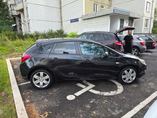 2011 Opel Astra J, чёрный, 500000 рублей, вид 4