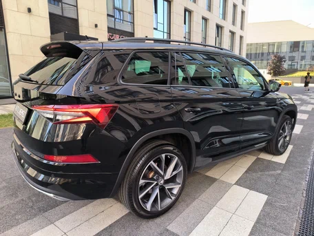 2022 Skoda Kodiaq I Рестайлинг, чёрный, 3950000 рублей, вид 5