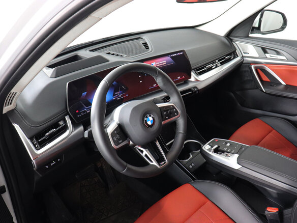 2025 BMW X1 25Li xDrive III (U11/U12), белый - вид 10