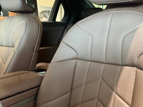2026 BMW 7 серии 740d xDrive VII (G70) Рестайлинг, чёрный, 17890000 рублей, вид 2