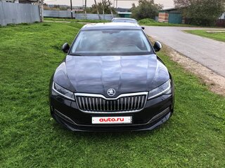 2022 Skoda Superb III Рестайлинг, чёрный, 3200000 рублей, вид 1
