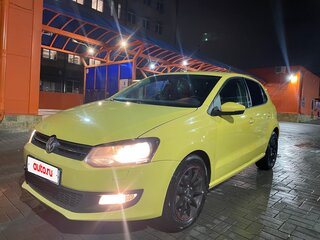2011 Volkswagen Polo V, жёлтый, 600000 рублей, вид 3