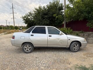 2005 Lada (ВАЗ) 2110, серебристый, 155000 рублей, вид 2