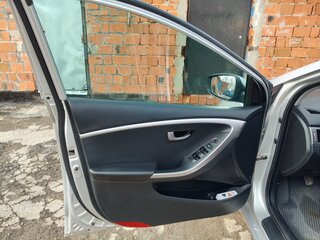 2013 Hyundai i30 II, серебристый, 750000 рублей, вид 4