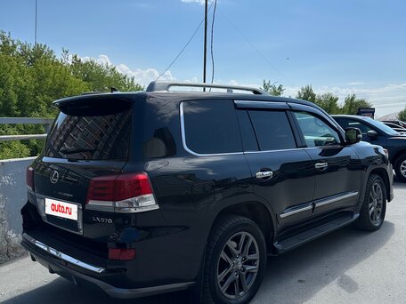 2014 Lexus LX 570 III Рестайлинг, чёрный, 5000000 рублей, вид 3