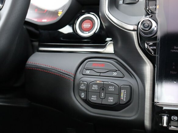 2026 Ram 1500 RHO V Рестайлинг, чёрный - вид 26