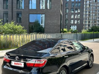 2016 Toyota Camry VII (XV50) Рестайлинг, чёрный, 2100000 рублей, вид 5