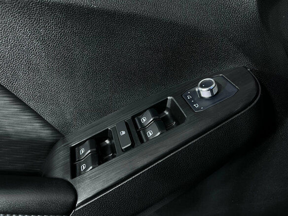 2021 Haval Jolion I, красный - вид 10