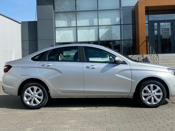 2026 Lada (ВАЗ) Vesta I Рестайлинг (NG), серебристый, 1800000 рублей - вид 6