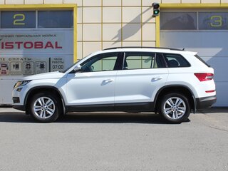 2021 Skoda Kodiaq I, белый, 2395000 рублей, вид 3