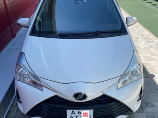 2018 Toyota Vitz III (XP130) Рестайлинг 2, белый, 1000000 рублей, вид 3