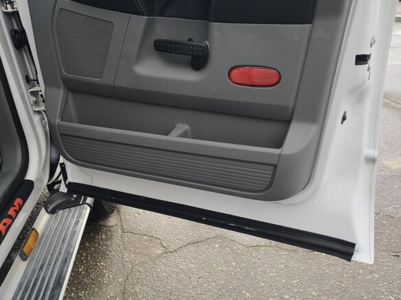 2008 Dodge RAM III (DR/DH), белый, 2300000 рублей - вид 17