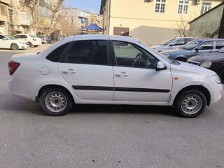 2014 Lada (ВАЗ) Granta I, белый, 415000 рублей, вид 3