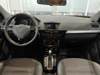 2008 Opel Astra GTC H Рестайлинг, серый, 399000 рублей, вид 5