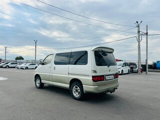 1995 Toyota HiAce XH10, белый, 1179000 рублей, вид 4