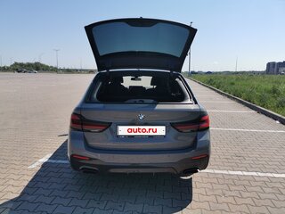 2021 BMW 5 серии 540d xDrive VII (G30/G31/G38) Рестайлинг, серый, 5777777 рублей, вид 4