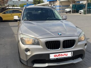 2011 BMW X1 18i I (E84), серебристый, 950000 рублей, вид 1