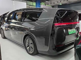 2025 Li Auto (Lixiang) Mega I, серый, 10234055 рублей, вид 3