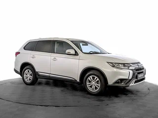 2020 Mitsubishi Outlander III Рестайлинг 3, белый, 2599000 рублей, вид 3