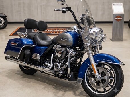 2016 Harley-Davidson Road King, синий, 1350000 рублей, вид 1