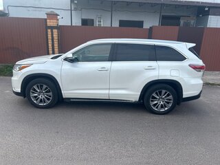 2014 Toyota Highlander III (XU50), белый, 2350000 рублей, вид 3