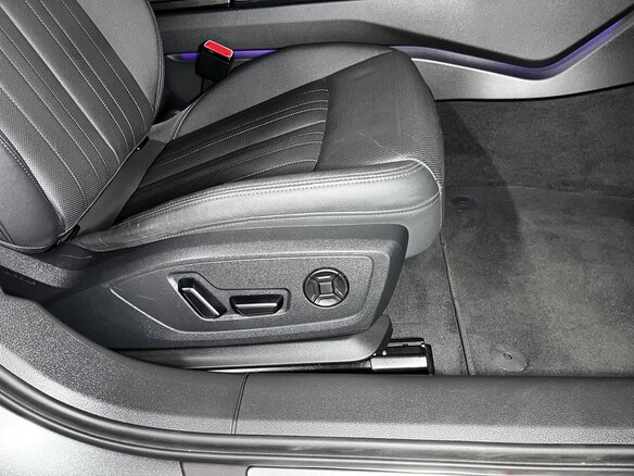 2022 Audi A6 45 TFSI V (C8) Рестайлинг, серый, 4950000 рублей - вид 16