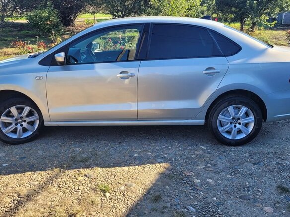 2011 Volkswagen Polo V, серебристый, 670000 рублей - вид 19