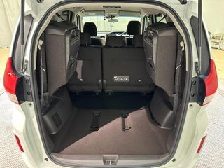 2022 Honda Freed II Рестайлинг, белый, 1269002 рублей, вид 4