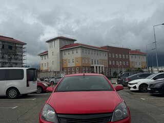 2008 Opel Astra H Рестайлинг, красный, 1100000 рублей, вид 1