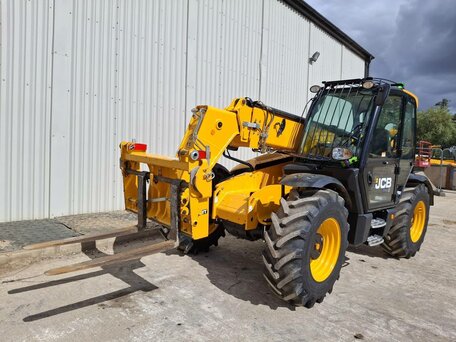 2025 JCB 535-95, золотистый, 14239000 рублей, вид 1