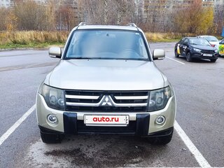 2008 Mitsubishi Pajero IV, бежевый, 1270000 рублей, вид 2