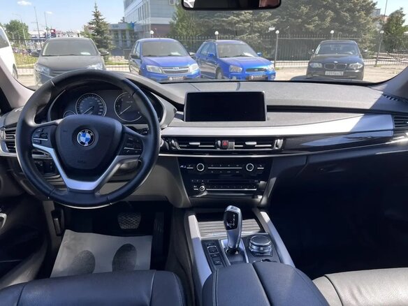 2017 BMW X5 25d III (F15), серый, 5300000 рублей - вид 8