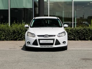 2015 Ford Focus III, белый, 749000 рублей, вид 3
