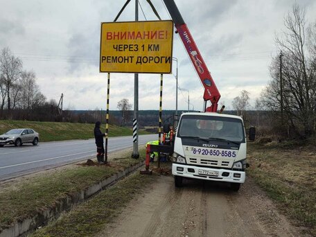 2010 Isuzu Elf (N-series), белый, 2680000 рублей, вид 2