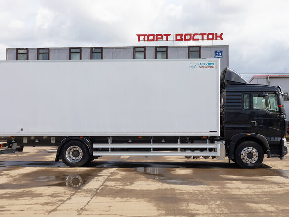 2024 Sinotruk Howo 4X2, чёрный, 9300000 рублей - вид 24