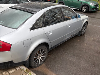 1998 Audi A6 II (C5), серебристый, 310000 рублей, вид 2