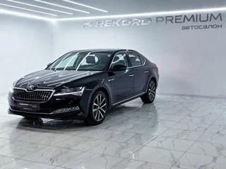 2024 Skoda Superb III Рестайлинг, чёрный, 3225000 рублей, вид 2
