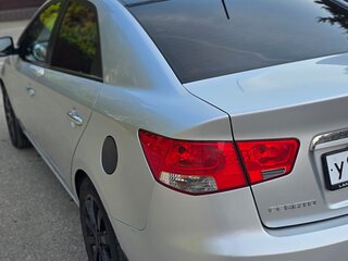 2012 Kia Cerato II, серебристый, 750000 рублей, вид 4