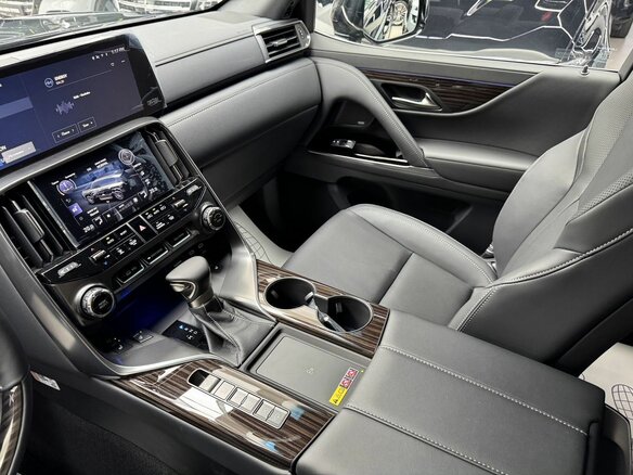 2026 Lexus LX 600 IV, чёрный, 21490000 рублей - вид 27